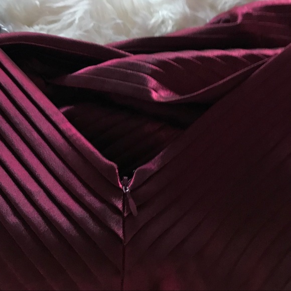 Burgundy Cross Top Dress - Picture 5 of 8